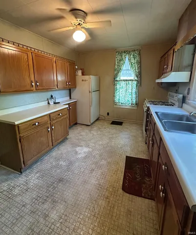 $75,000 | 1308 East Van Trees Street, Washington, IN 47501