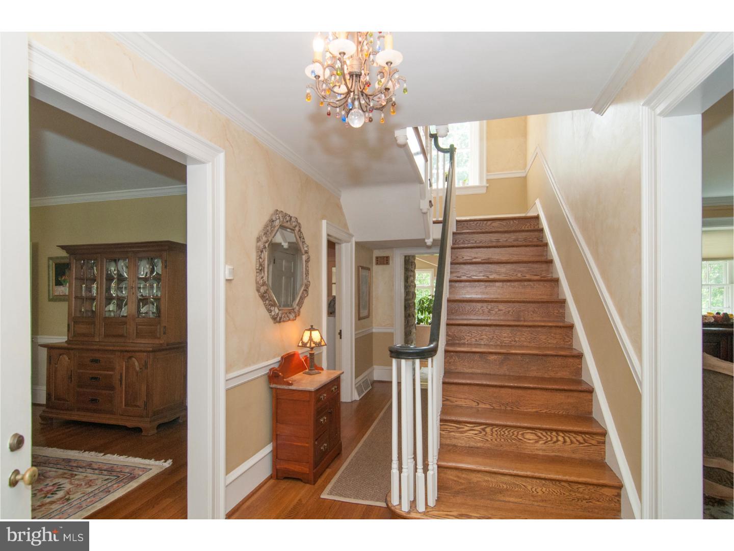 402 Newbold Road Jenkintown, PA 19046 - Photo 3 of 25 Foyer