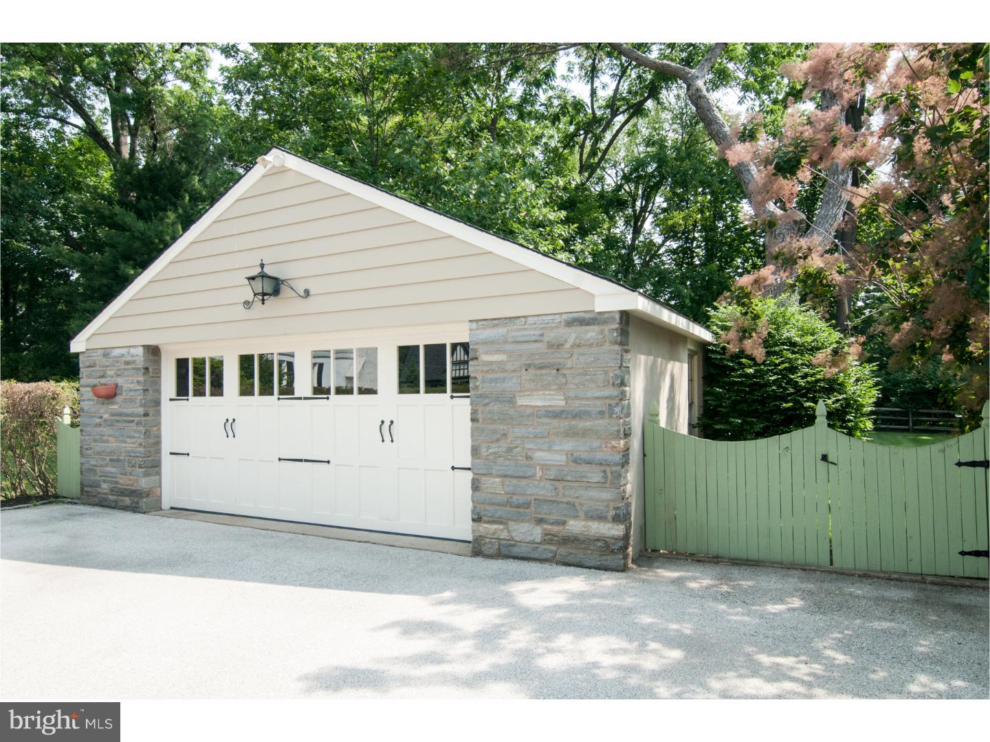 402 Newbold Road Jenkintown, PA 19046 - Photo 23 of 25 Garage