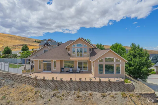 $819,000 | 3315 Michael Drive, Clarkston, WA 99403