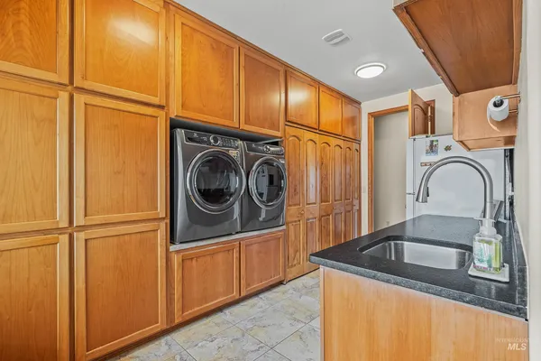 $819,000 | 3315 Michael Drive, Clarkston, WA 99403