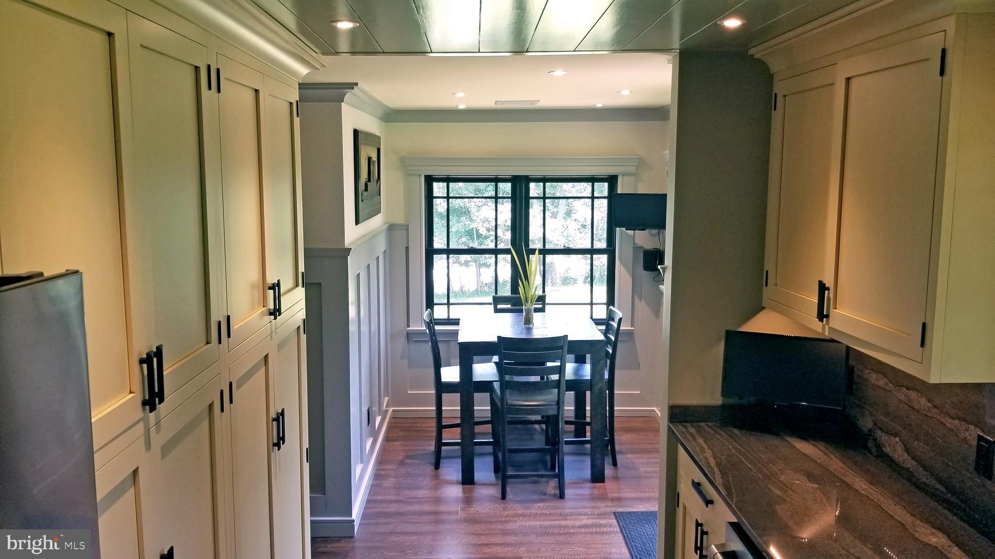 22 Perry Road Lambertville, NJ 08530 - Photo 7 of 20 Separate dining area