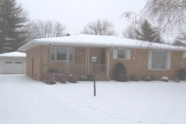4212 North Knollridge Road Peoria, IL 61614 - Photo 1 of 1 Gallery Image 1