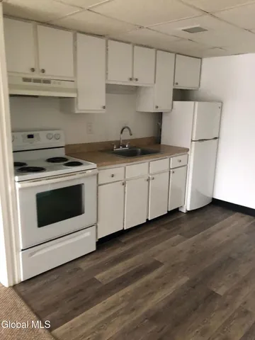 $1,276 | 19-21 Wells Street, Unit 305, Saratoga Springs, NY 12866