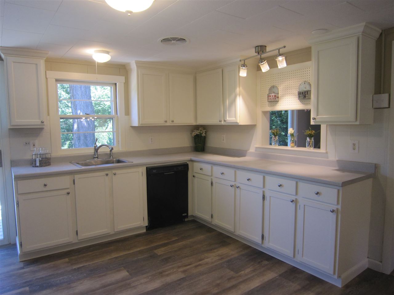 25 Ellen Ware Road Brookline, VT 05345 - Photo 13 of 37