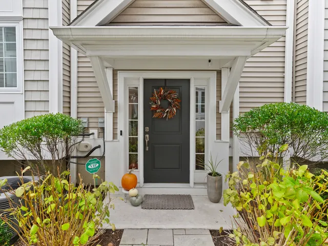 $785,000 | 91 West Broad Street, Unit 11, Stamford, CT 06902