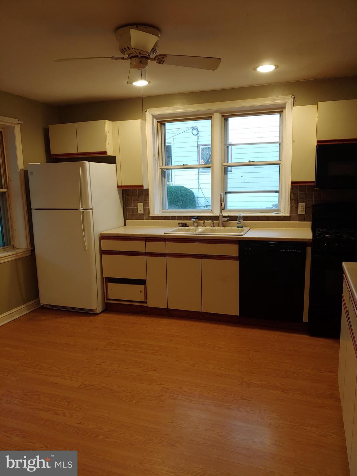 1419 Ashton Road Havertown, PA 19083 - Photo 6 of 16 Gallery Image 6