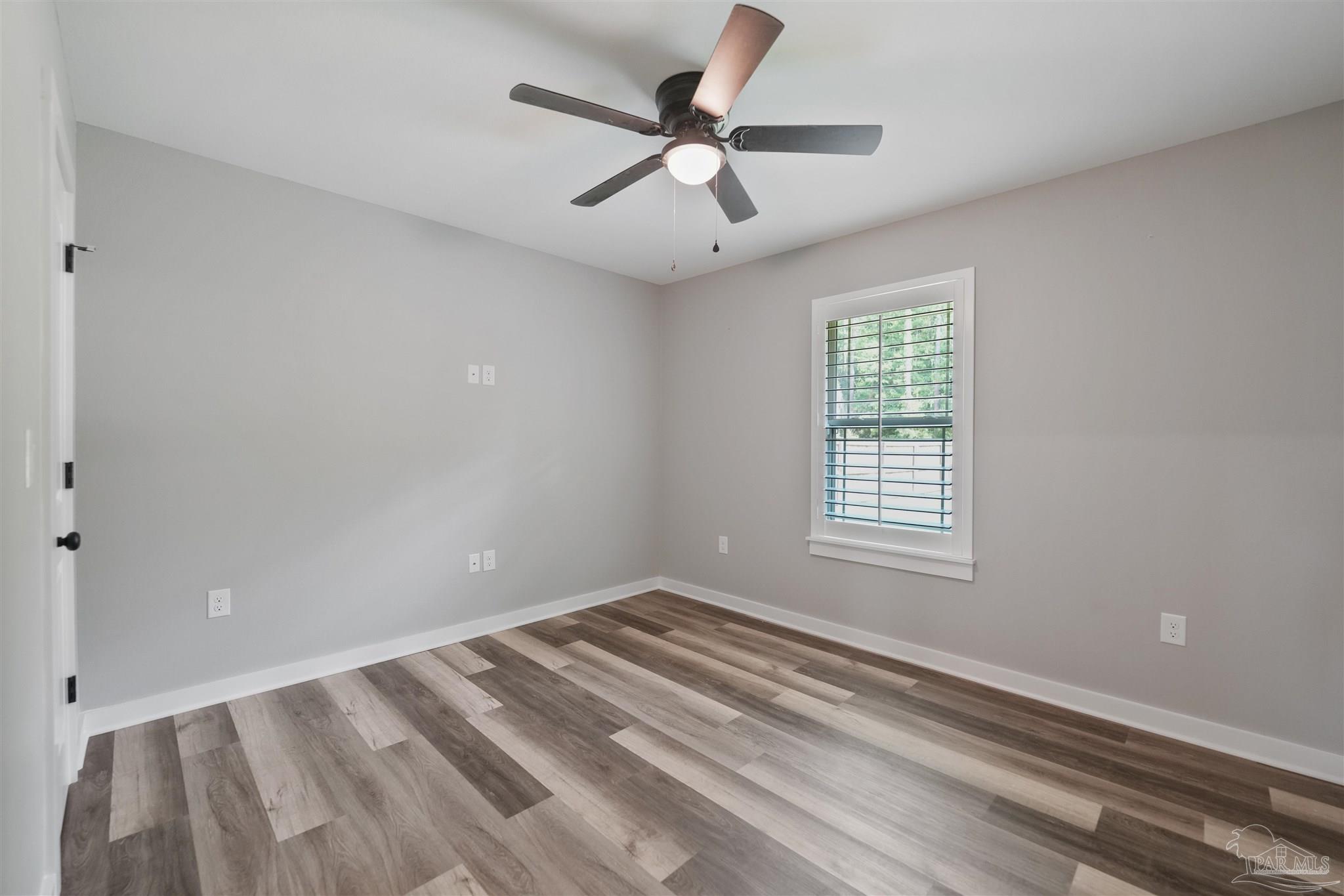 4986 Guernsey Road Pace, FL 32571 - Photo 13 of 34