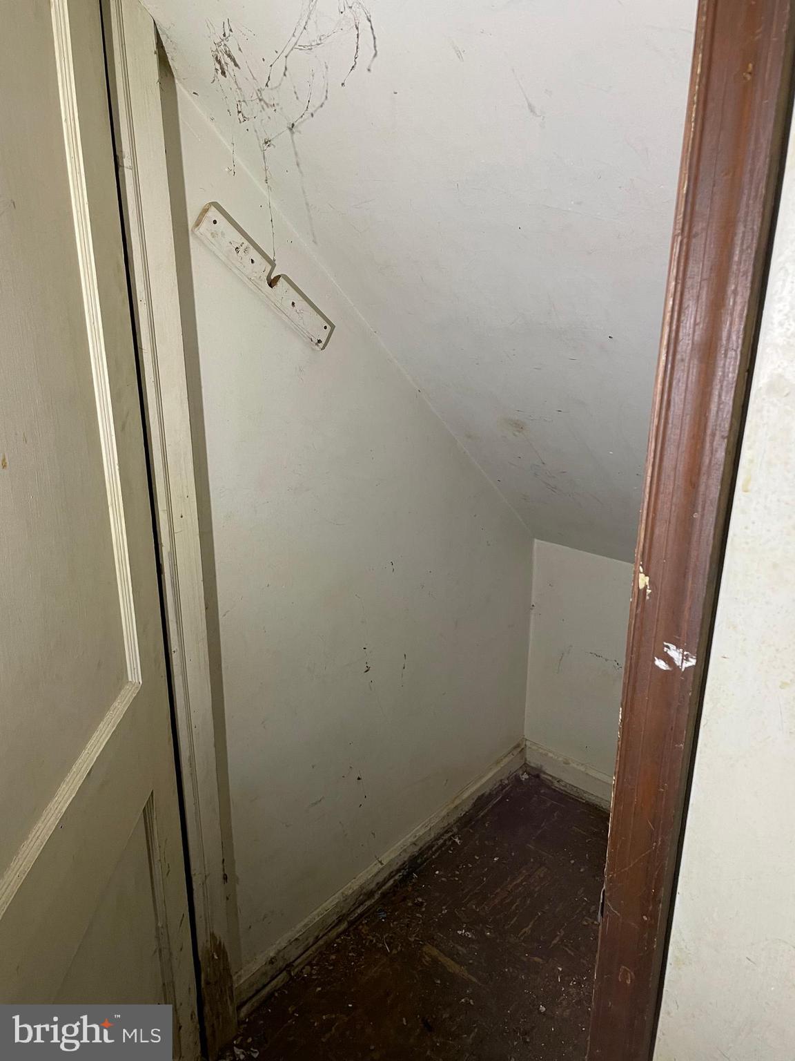 5904 Riverside Drive Riverdale, MD 20737 - Photo 23 of 36 Under stairs