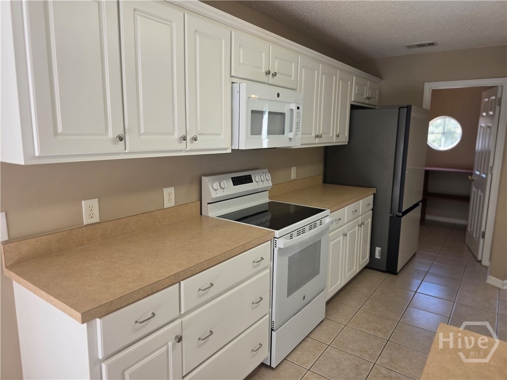 426 Walthour Drive Rincon, GA 31326 - Photo 9 of 34