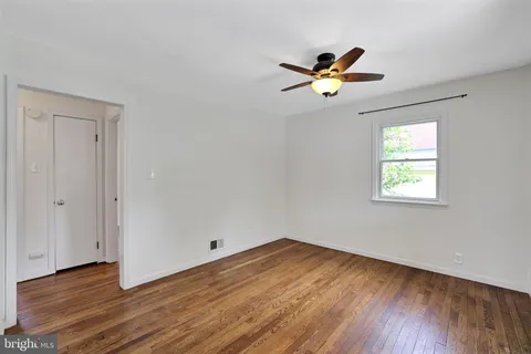 $399,000 | 8702 50th Place, College Park, MD 20740