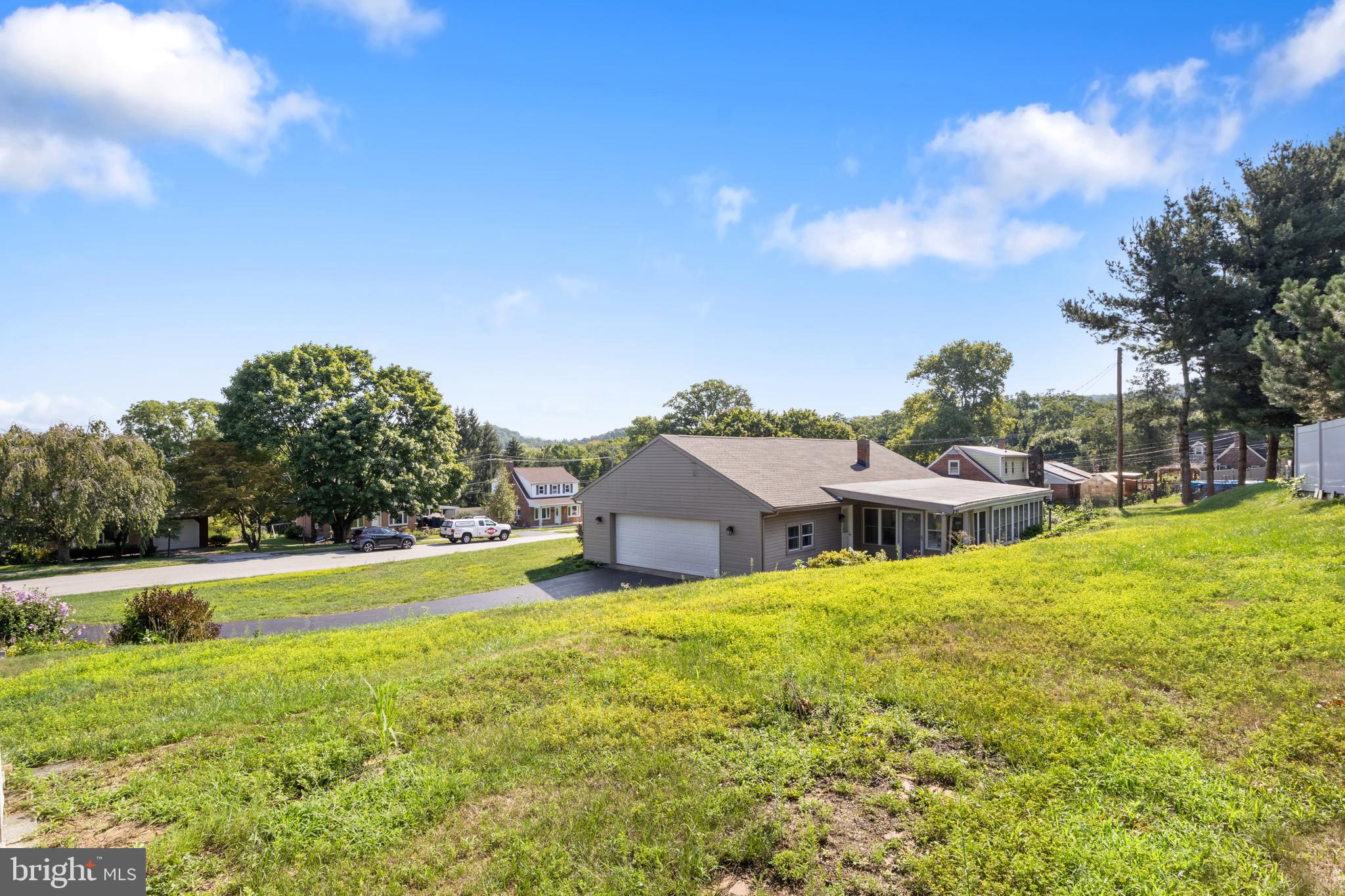 740 Hammond Road York, PA 17406 - Photo 29 of 32 Gallery Image 29