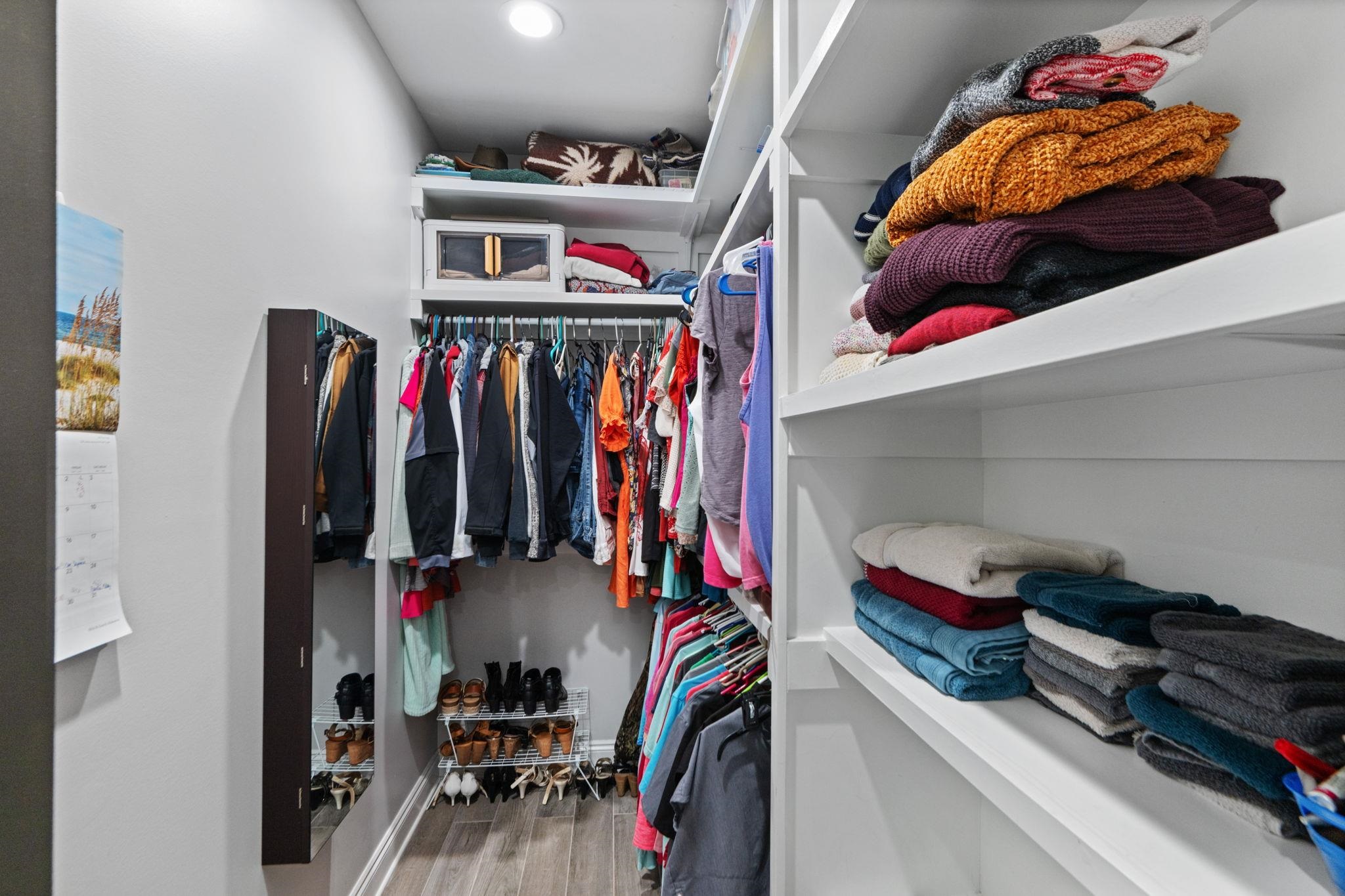25867 Goat Cooper Road Robertsdale, AL 36567 - Photo 21 of 34 Walk In Closets