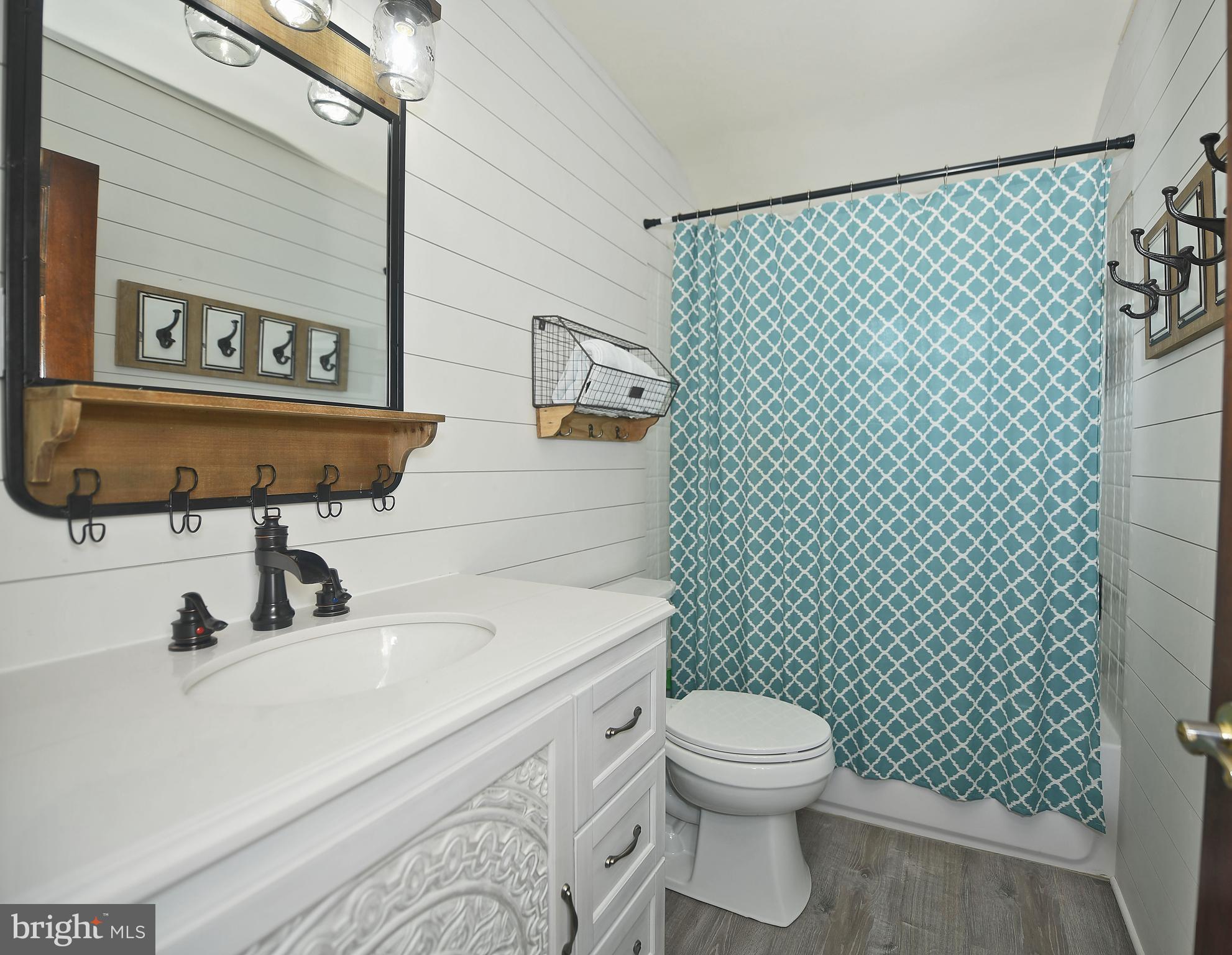 8544 Kings Ridge Road Baltimore, MD 21234 - Photo 16 of 29