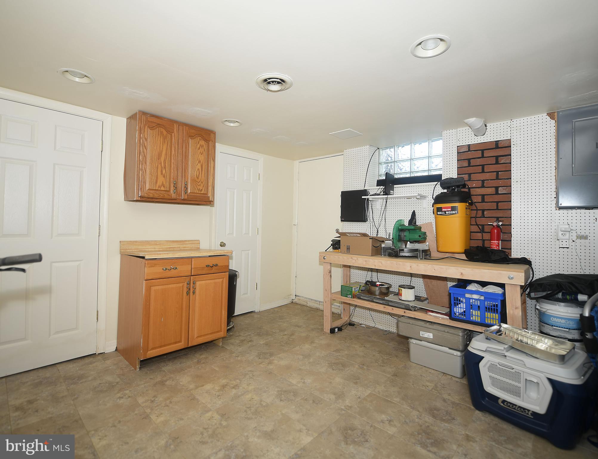 8544 Kings Ridge Road Baltimore, MD 21234 - Photo 20 of 29