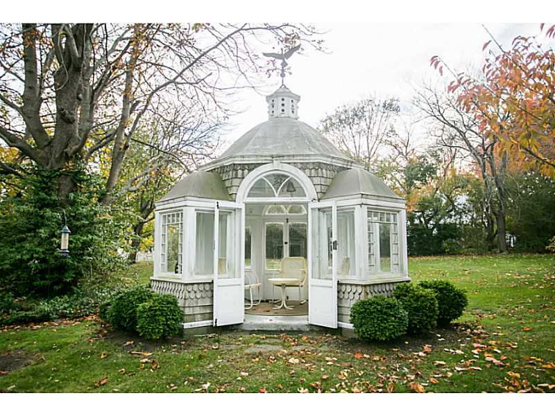 44 Bliss Mine Road, Unit 5 Middletown, RI 02842 - Photo 25 of 25 Other. GAZEBO