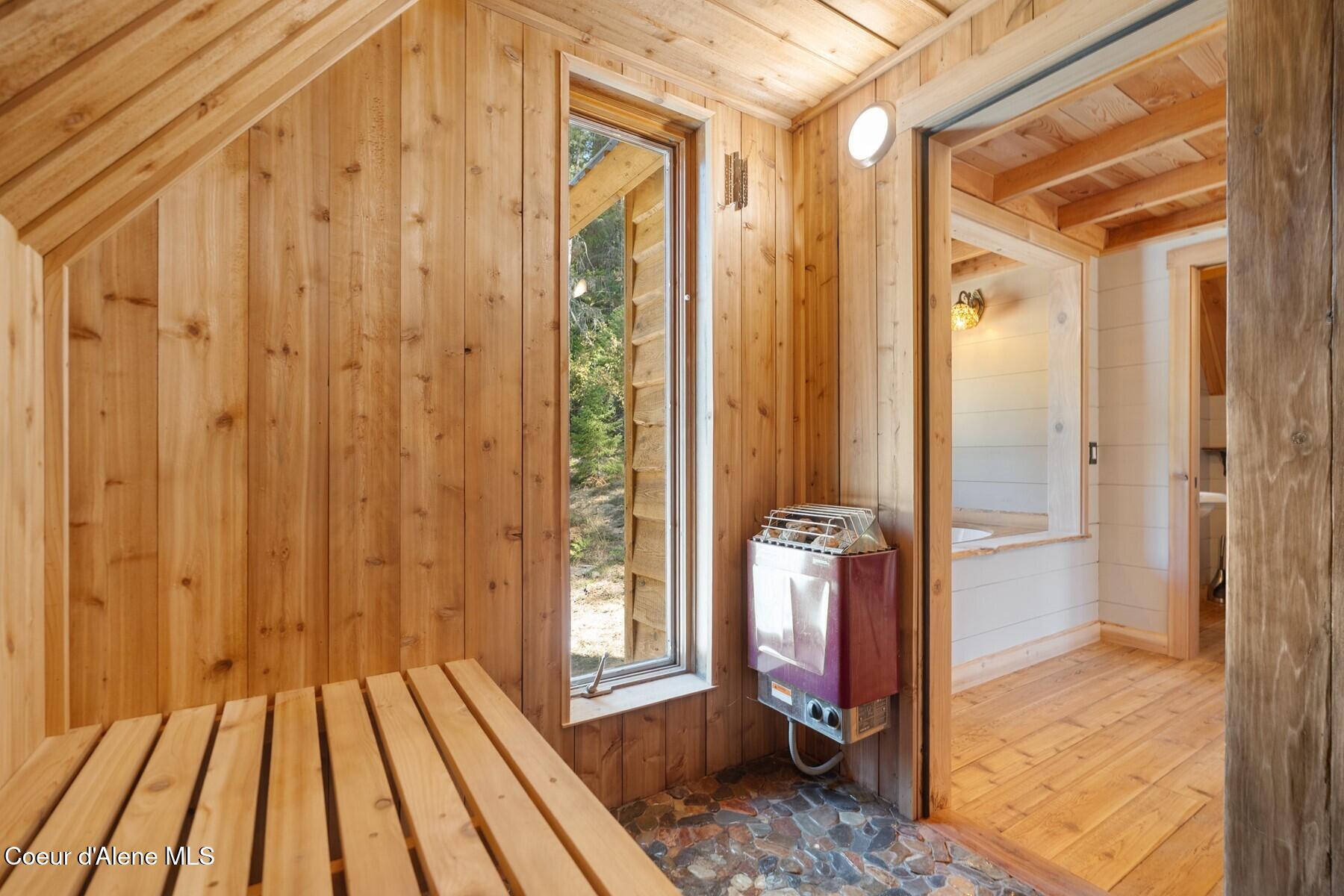 93 Broten Way Sagle, ID 83860 - Photo 23 of 67 Steam room sauna