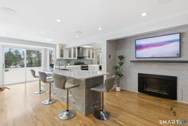 $4,500 | 508 Highland Street, Wethersfield, CT 06109