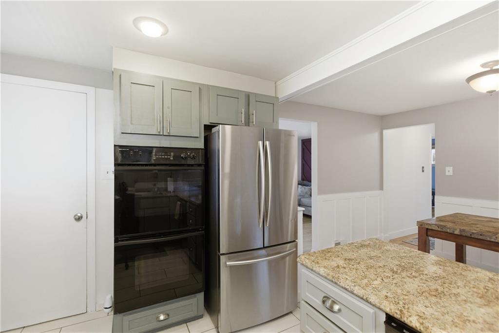 1801 McCully Road Pittsburgh, PA 15234 - Photo 11 of 44 Gallery Image 11