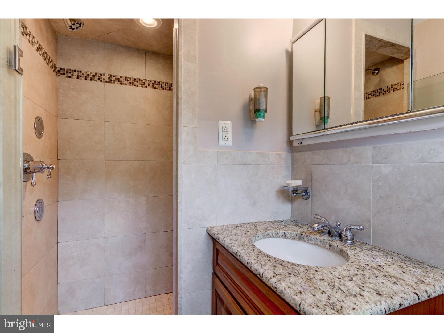 884 Hollow Road Wayne, PA 19087 - Photo 14 of 25 Master Bathroom
