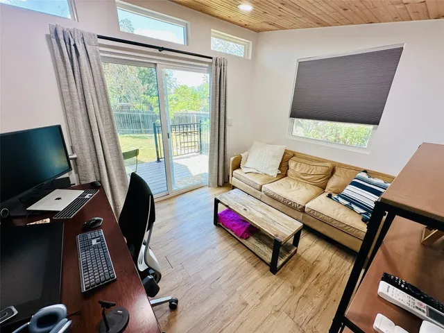 $2,295 | 3104 Harpers Ferry Lane, Austin, TX 78745