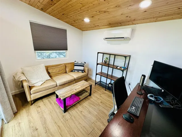 $2,295 | 3104 Harpers Ferry Lane, Austin, TX 78745