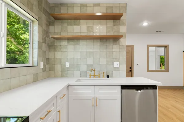 $1,080,000 | 14268 Highway 160, Walnut Grove, CA 95690