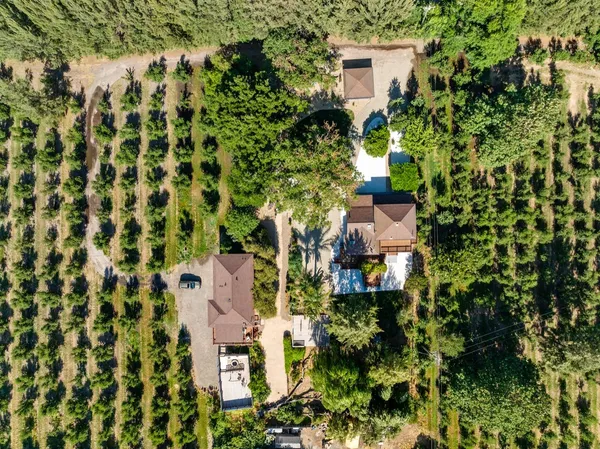$1,080,000 | 14268 Highway 160, Walnut Grove, CA 95690