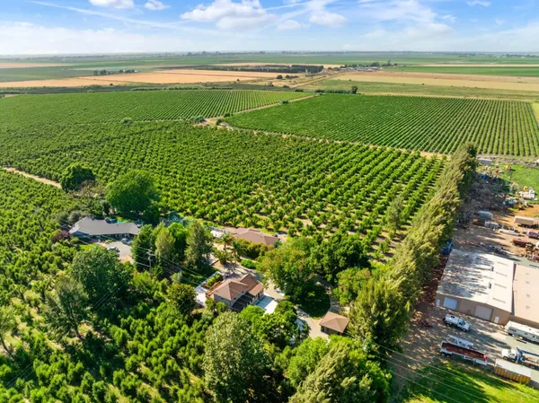 $1,080,000 | 14268 Highway 160, Walnut Grove, CA 95690