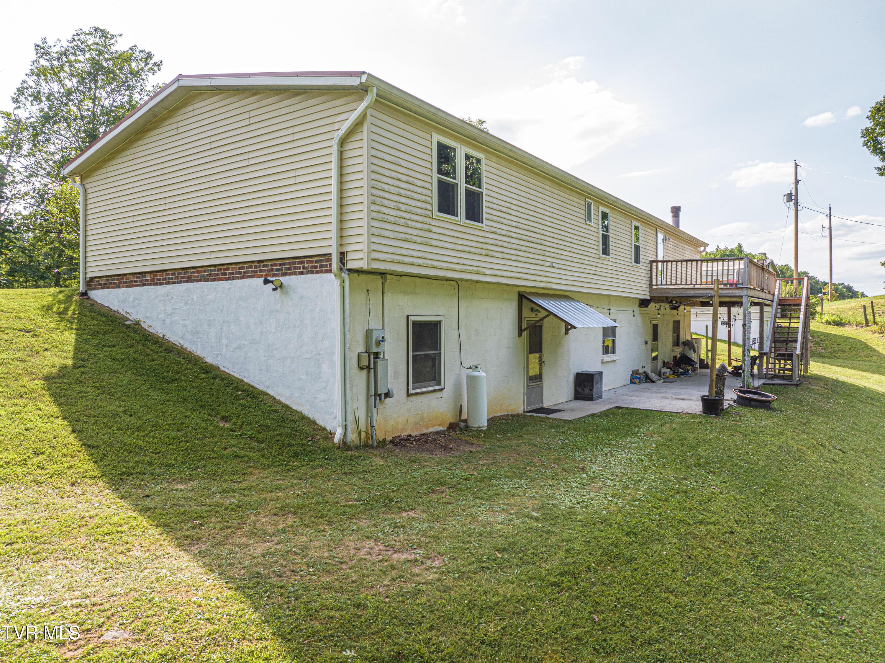 303 Offset Road Bristol, TN 37620 - Photo 45 of 66 Offset Rd-021 - Copy