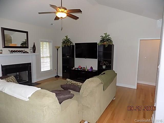2880 Baird Road Clover, SC 29710 - Photo 2 of 13 Gallery Image 2