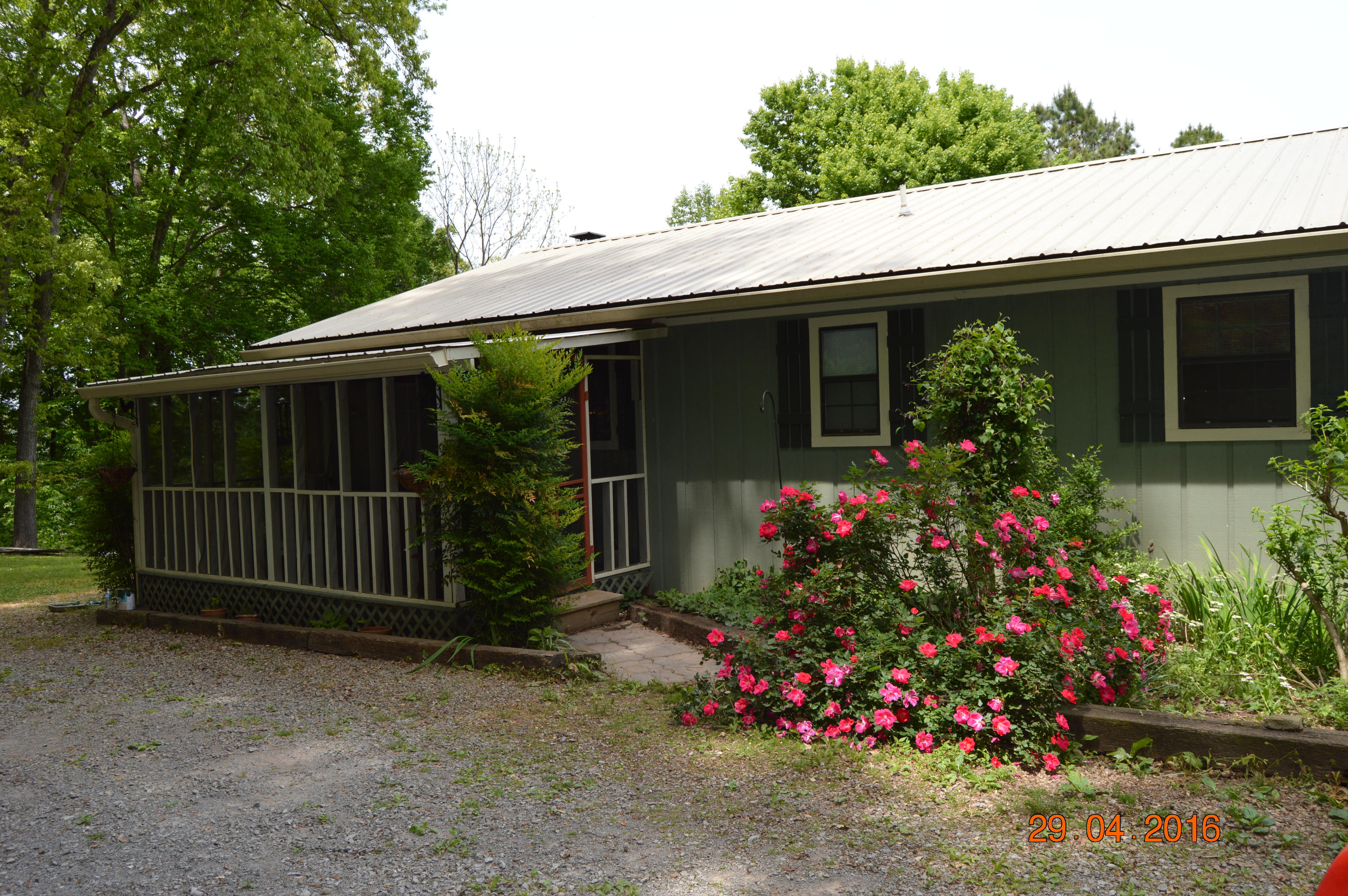 271 County Road 38 Riceville, TN 37370 - Photo 8 of 40 kathy hicks (22)