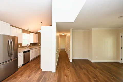 $359,900 | 120 Whippoorwill Lane, Bethpage, TN 37022