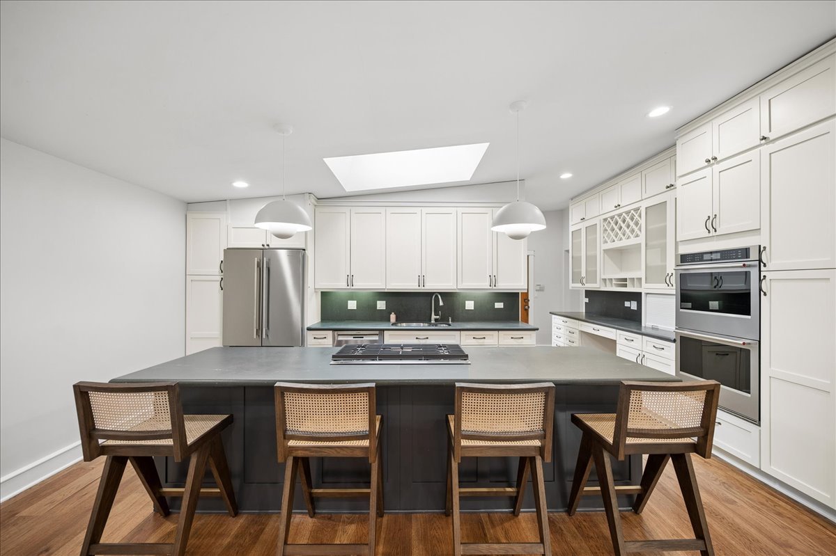 687 Birch Road Glencoe, IL 60022 - Photo 11 of 31 Gallery Image 11