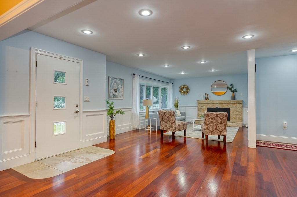 20 County Road Burlington, MA 01803 - Photo 8 of 42 Gallery Image 8