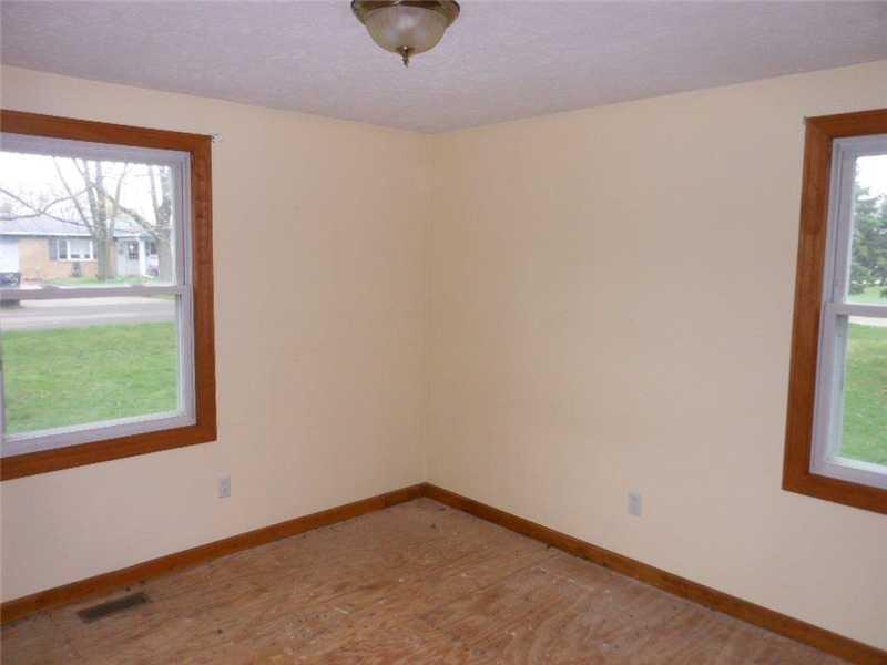 113 Bess Boulevard Pendleton, IN 46064 - Photo 11 of 12 Gallery Image 11