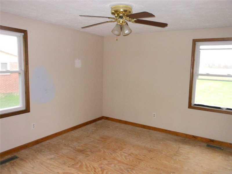 113 Bess Boulevard Pendleton, IN 46064 - Photo 9 of 12 Gallery Image 9