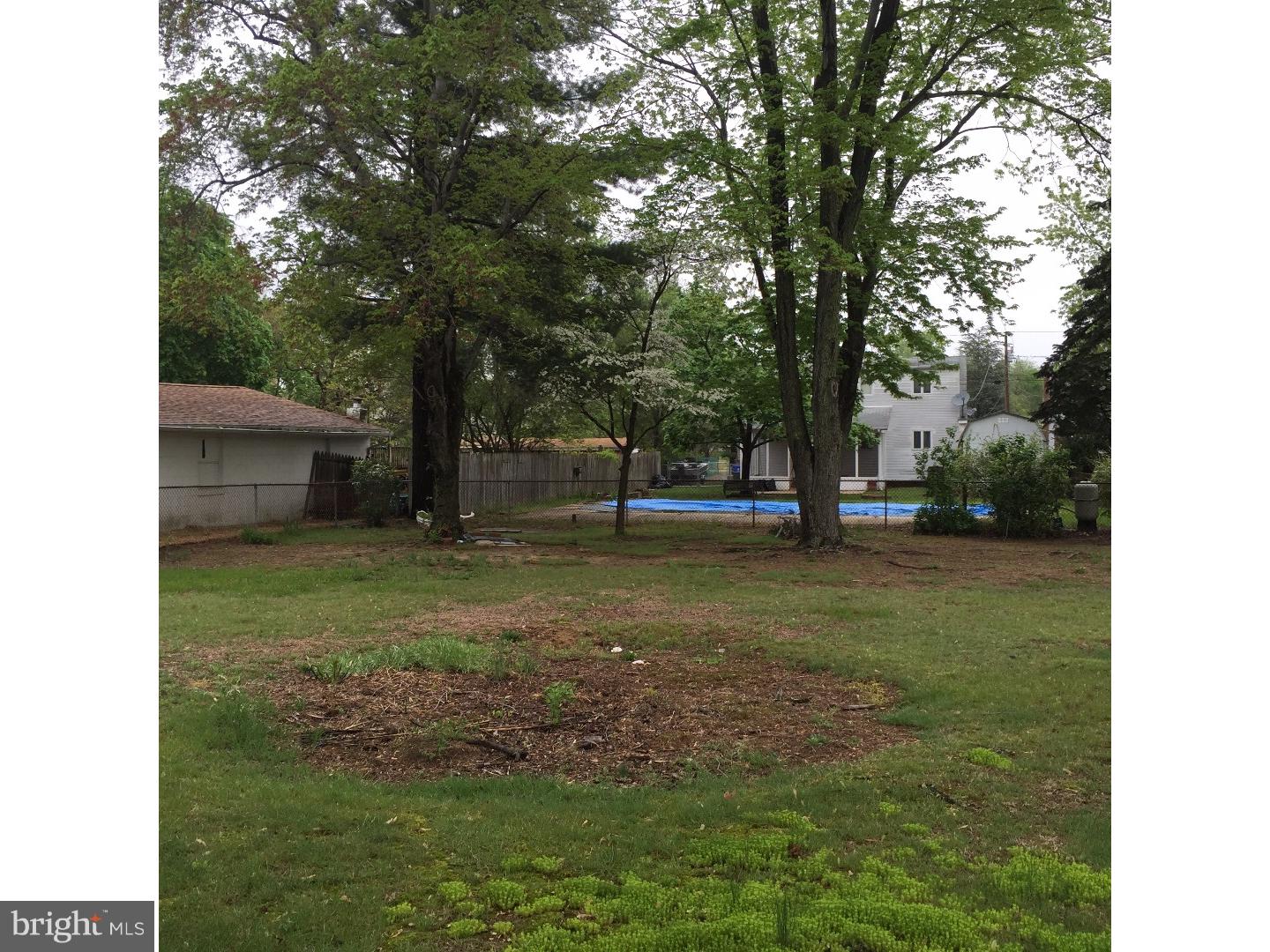 905 Smith Street Riverside, NJ 08075 - Photo 2 of 3