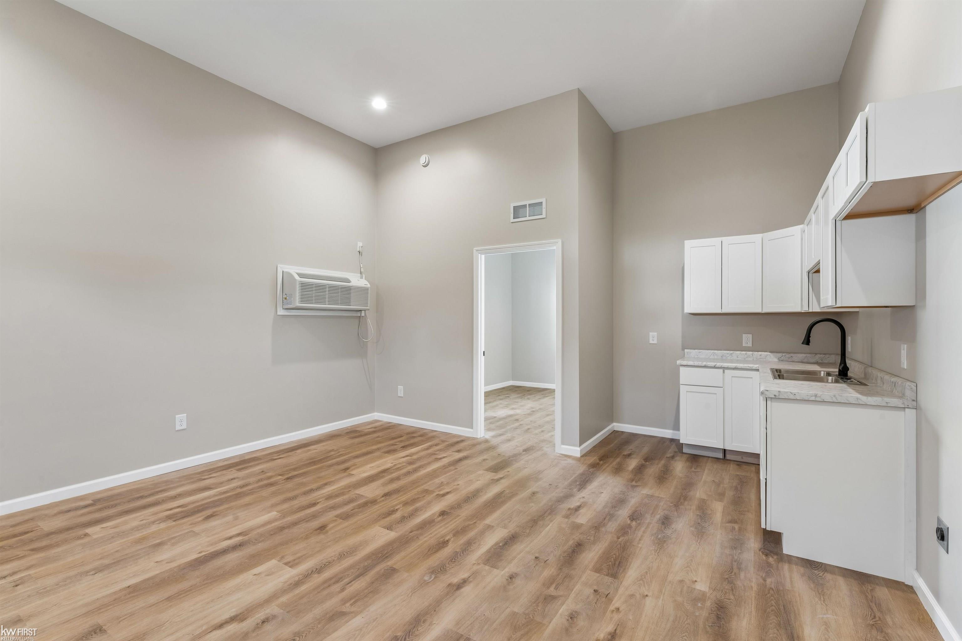 12003 Saginaw Street, Unit 1 Mount Morris, MI 48458 - Photo 4 of 8