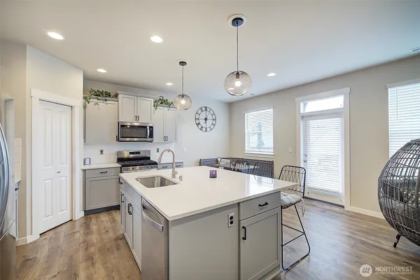 $829,950 | 3420 104th Drive Northeast, Lake Stevens, WA 98258