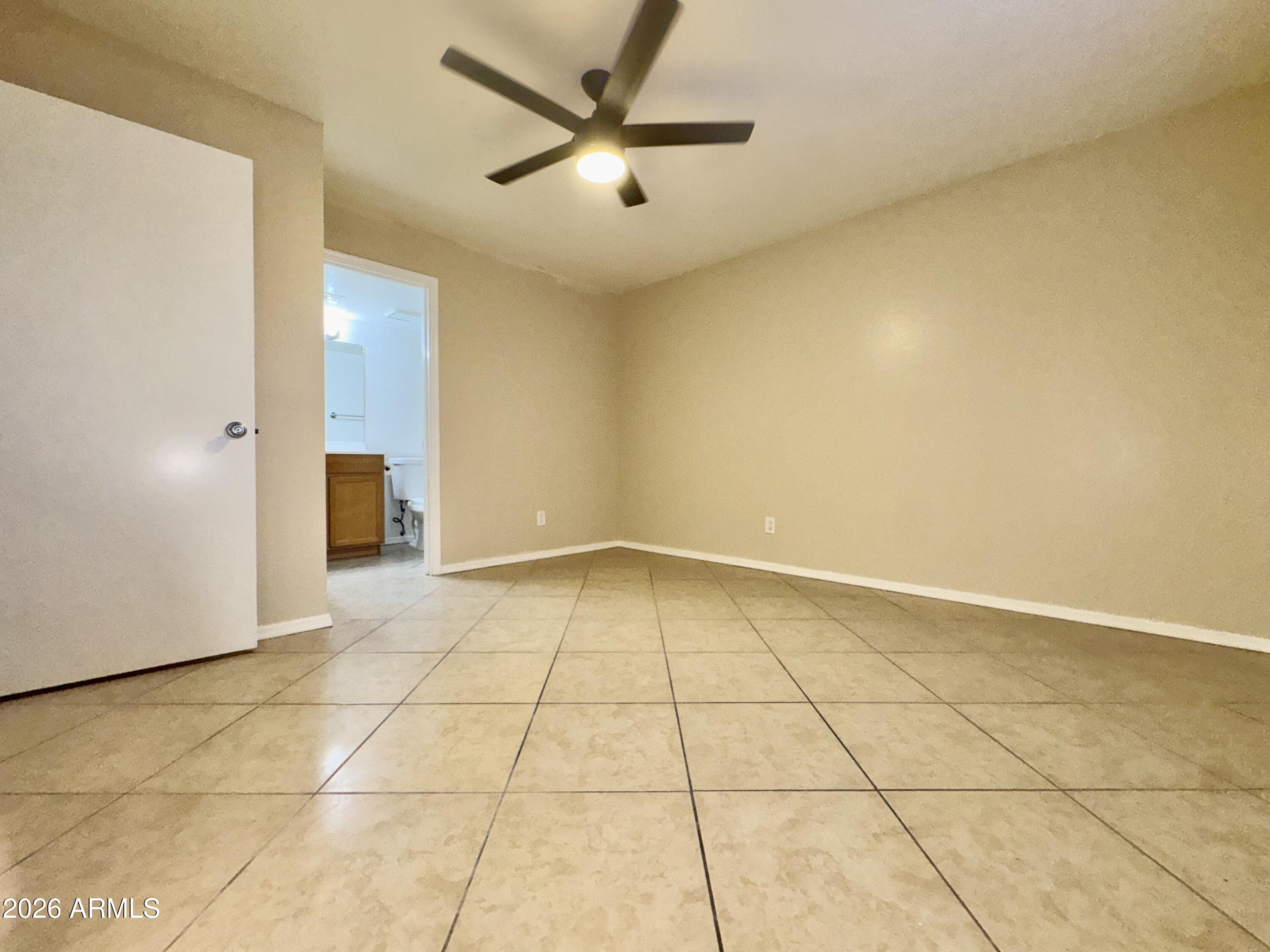 16635 North Cave Creek Road, Unit 113 Phoenix, AZ 85032 - Photo 13 of 23 A7C9826D-A2D4-4A13-B803-C8E907808091_1_2