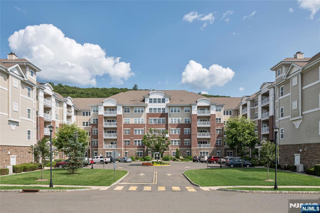 3213 Warren's Way Wanaque, NJ 07465 - Photo 34 of 35