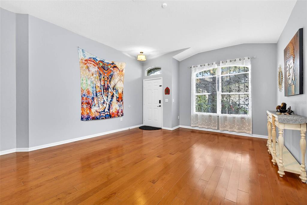 8853 Cypress Hammock Drive Tampa, FL 33614 - Photo 6 of 41