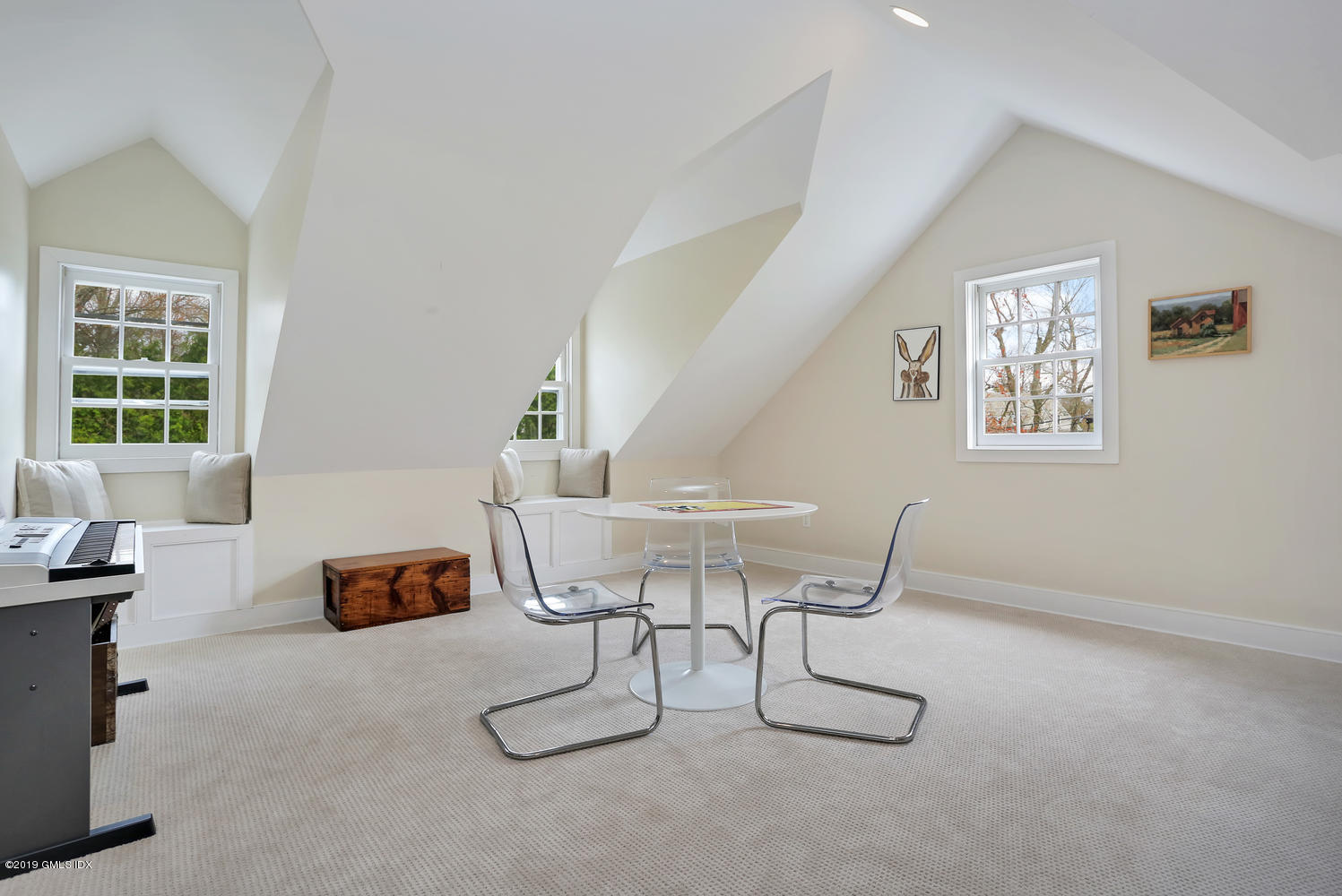 58 Indian Head Road Riverside, CT 06878 - Photo 26 of 33 a workspace with furniture and window