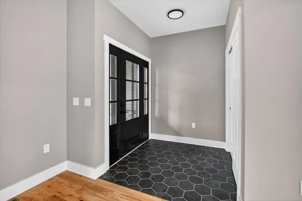 $950,000 | 6003 Midwood Avenue, Monona, WI 53716