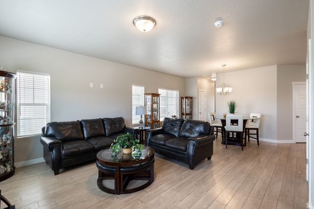 7697 West King Top Road Magna, UT 84044 - Photo 7 of 36