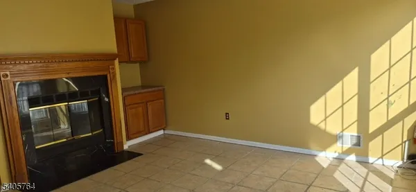$2,800 | 6 Cabot Way, Franklin Park, NJ 08823
