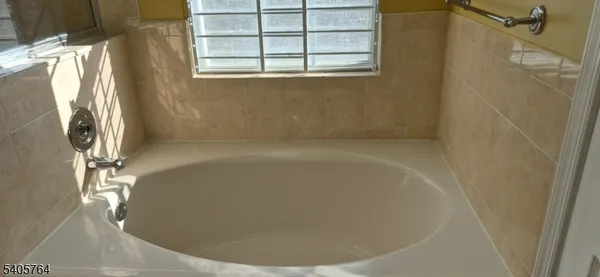 $2,800 | 6 Cabot Way, Franklin Park, NJ 08823