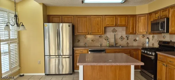 $2,800 | 6 Cabot Way, Franklin Park, NJ 08823
