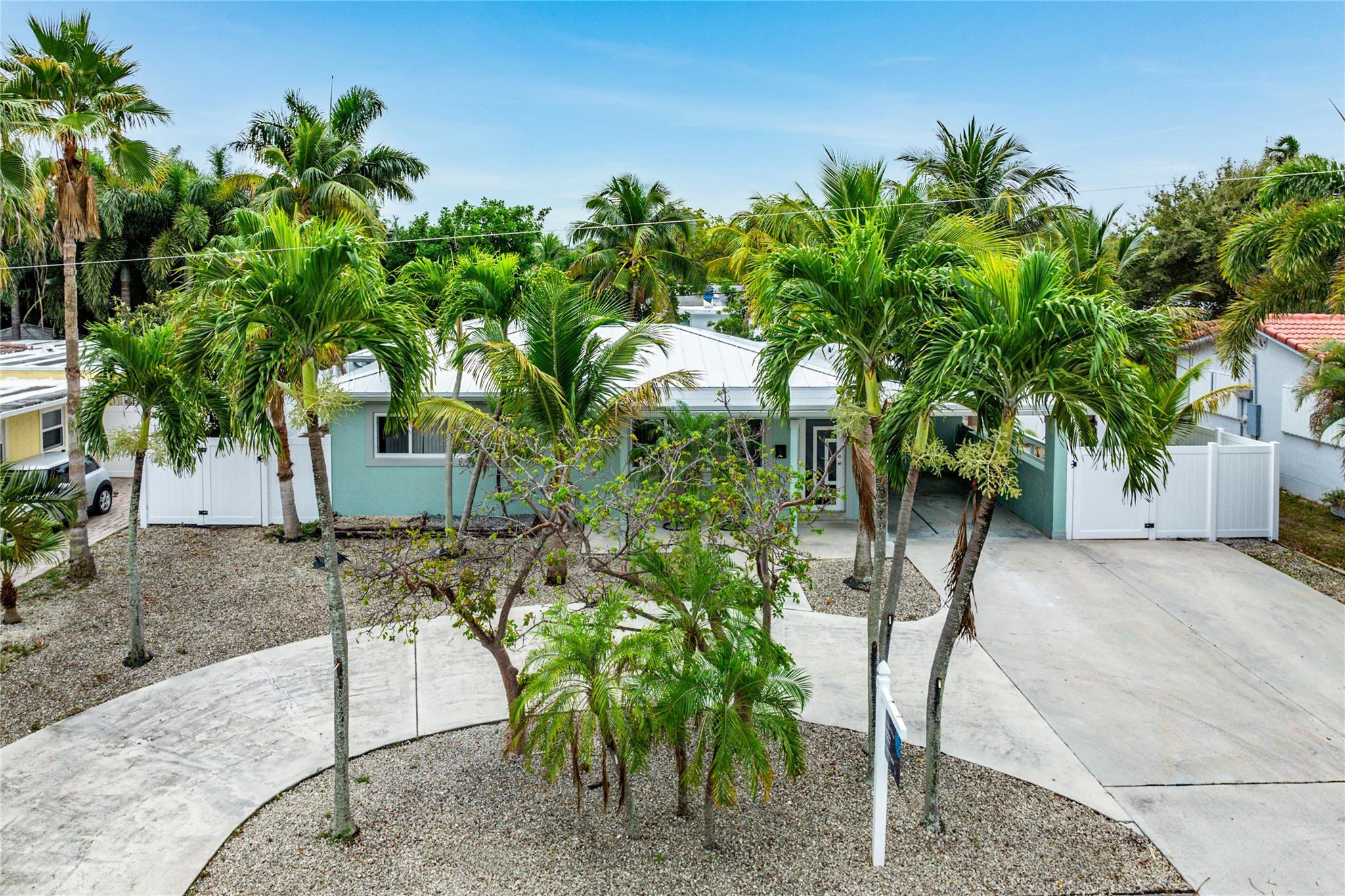 290 Northeast 29th Street Boca Raton, FL 33431 - Photo 40 of 48 a picture of plants
